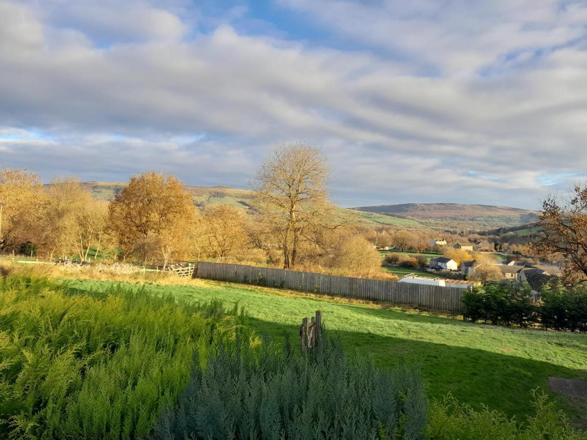 Ye Olde Bowling Green Inn Bradwell  エクステリア 写真